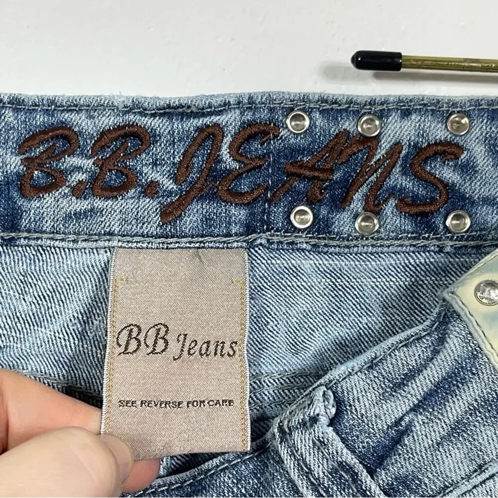 B.B. Jeans, Flare Jeans. Leather details on the pockets. Size 7/8. - Picture 5 of 6